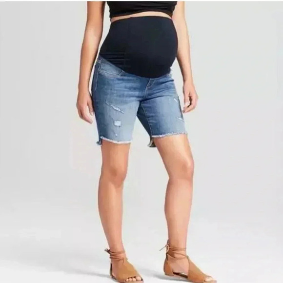 Isabel Maternity Distressed Bermuda Denim Shorts NWT - Picture 1 of 12